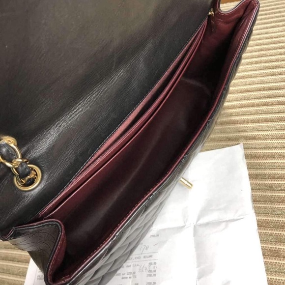 💓Sold💓Chanel classic maxi flap - Picture 6 of 8